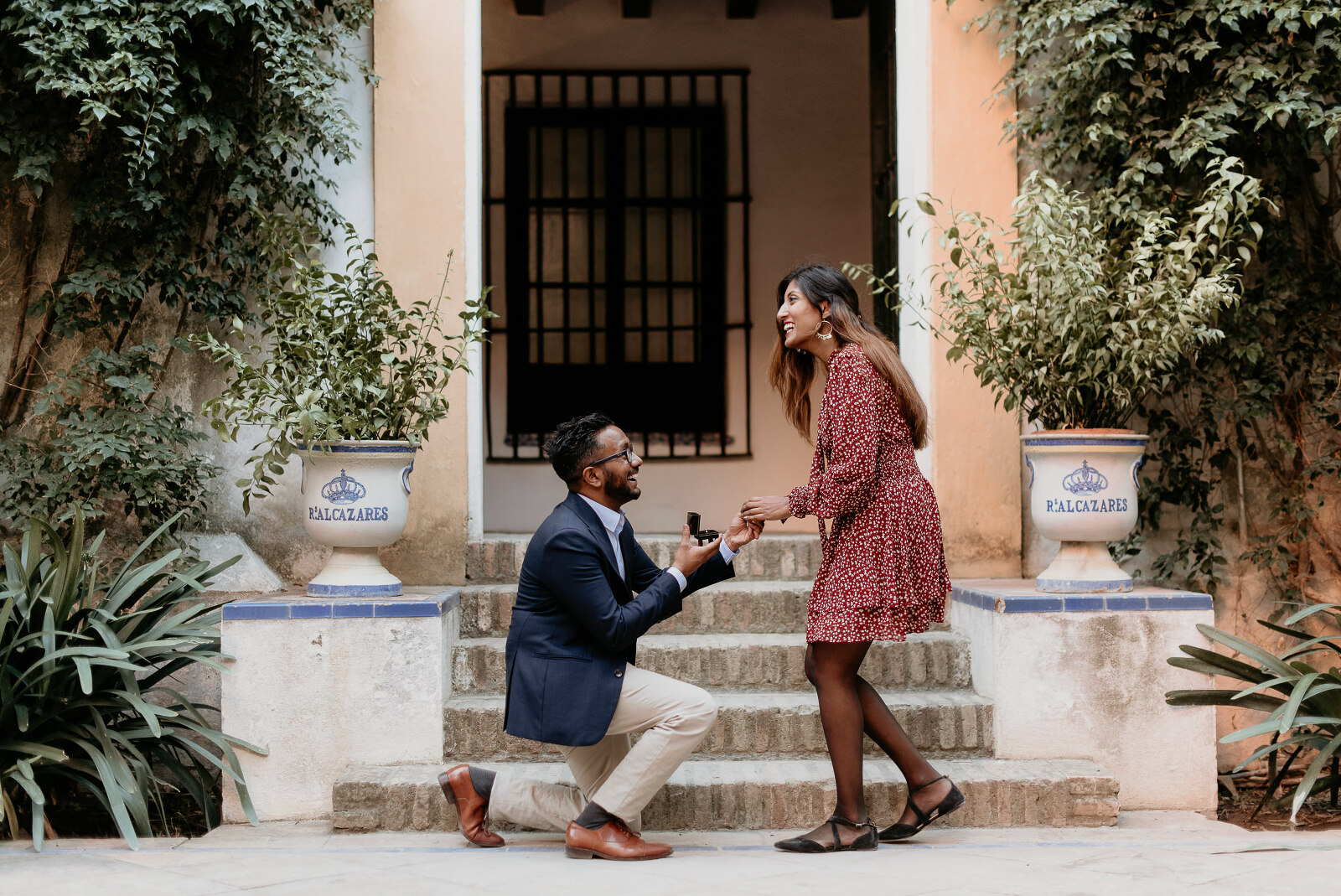 Surprise proposal Photo shoot in Royal Alcazar