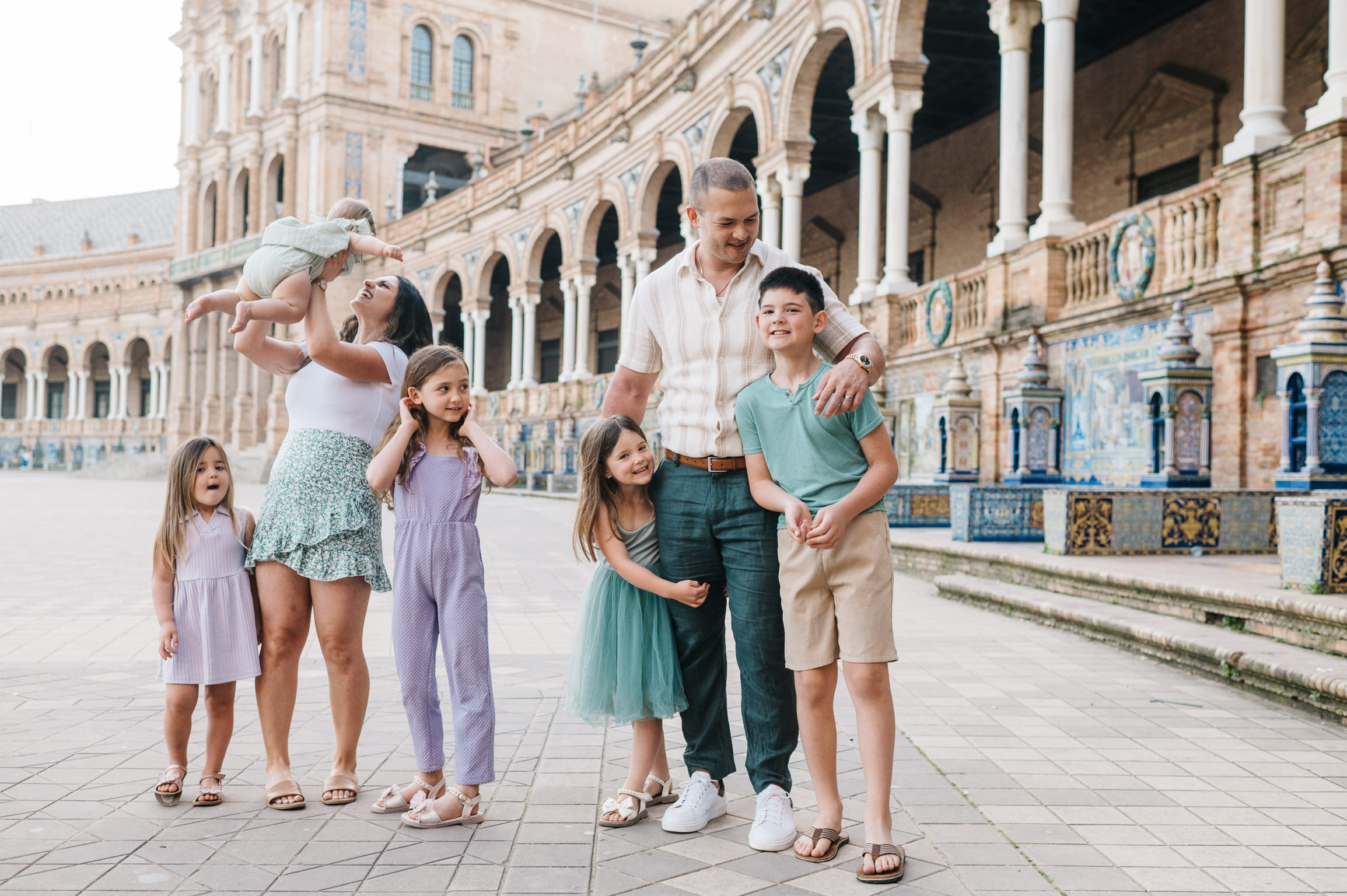 Family photoshoot in Seville