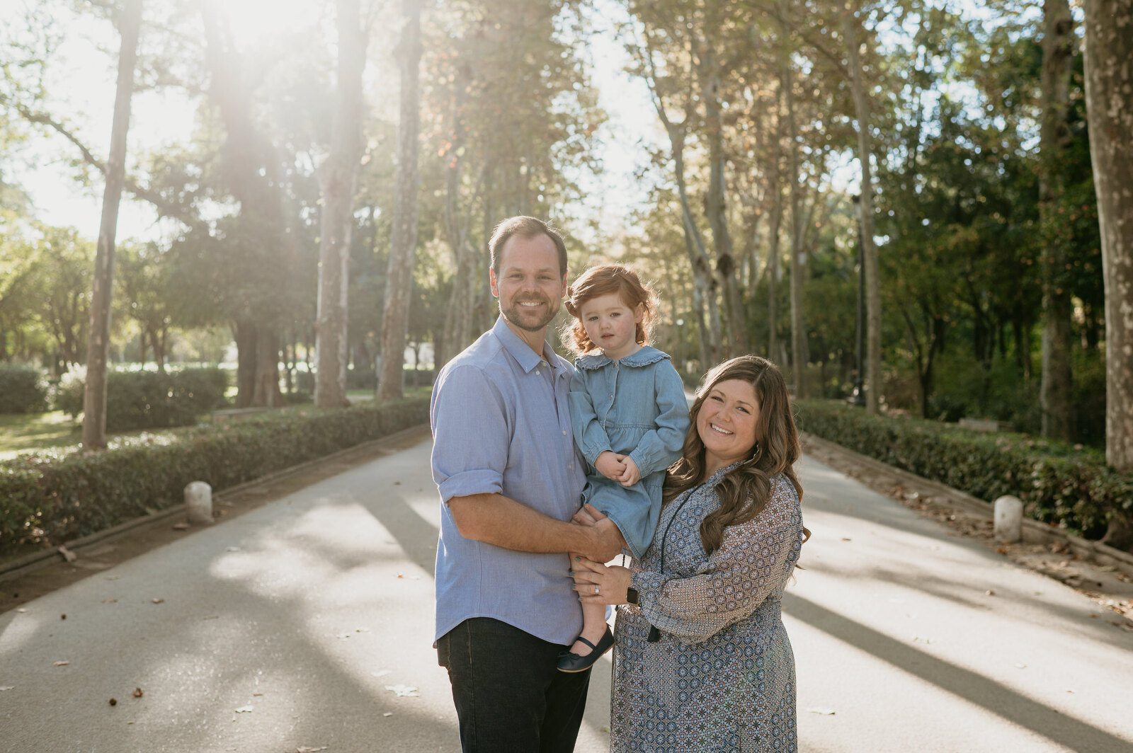 Family photo shoot in Plaza de España Seville